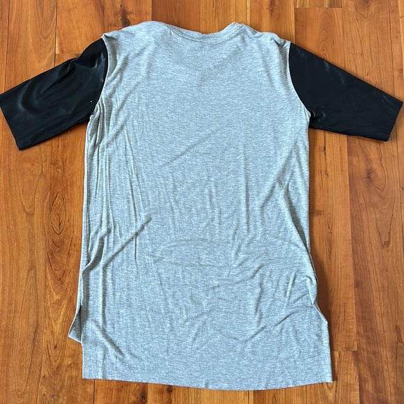 BCBGeneration Tunic Baseball Top - Picture 5 of 8